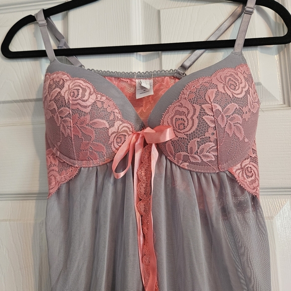 Jessica Simpson Pink and Gray Chemise with Lace and Bow - Picture 2 of 6